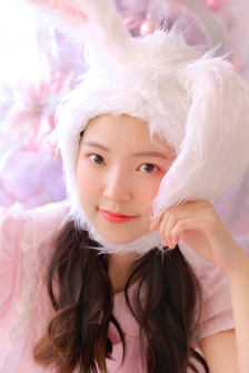 ai一键擦衣服软件